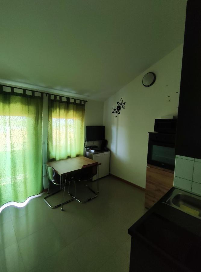 Panorama Sunset Apartments Cres Buitenkant foto