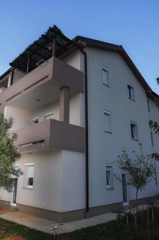 Panorama Sunset Apartments Cres Buitenkant foto