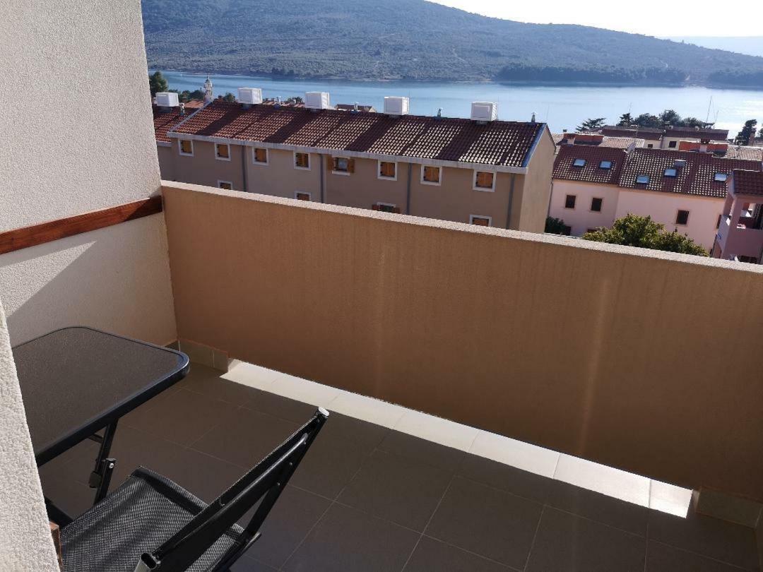 Panorama Sunset Apartments Cres Buitenkant foto